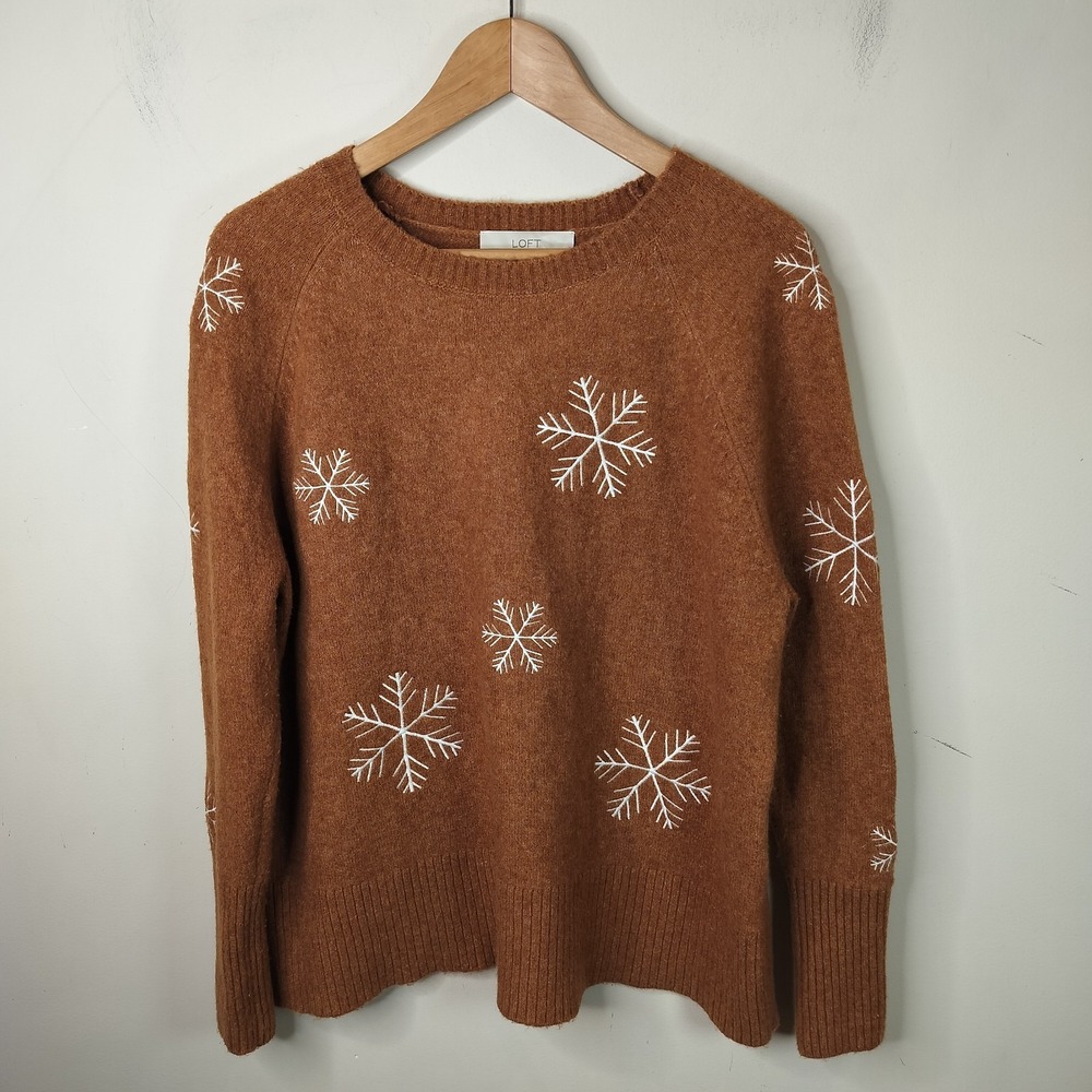 Ann Taylor LOFT Sweater Snowflake Winter Holiday Soft